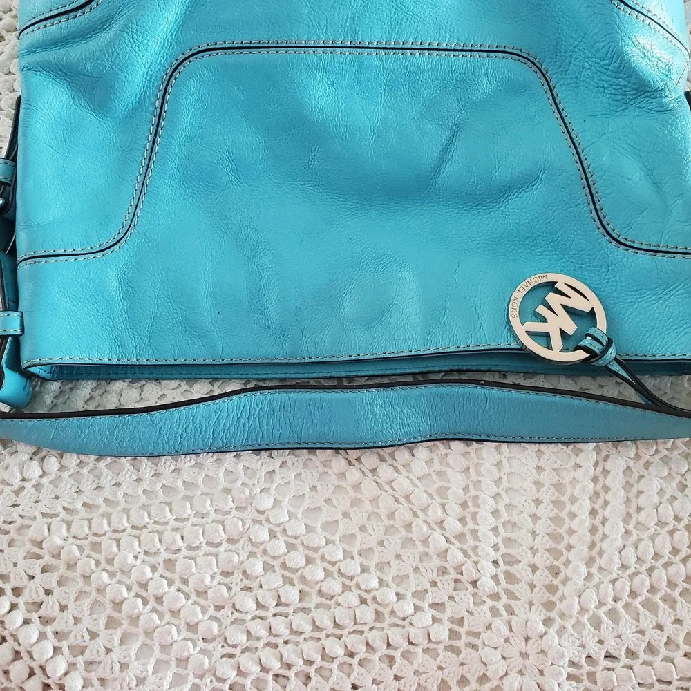 Michael Kors‎ Hobo Bag Womens Large Turquoise Leather Shoulder Purse Brookville